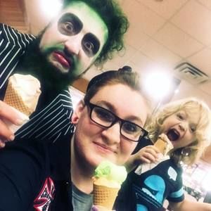 Meet your Posher, Libby